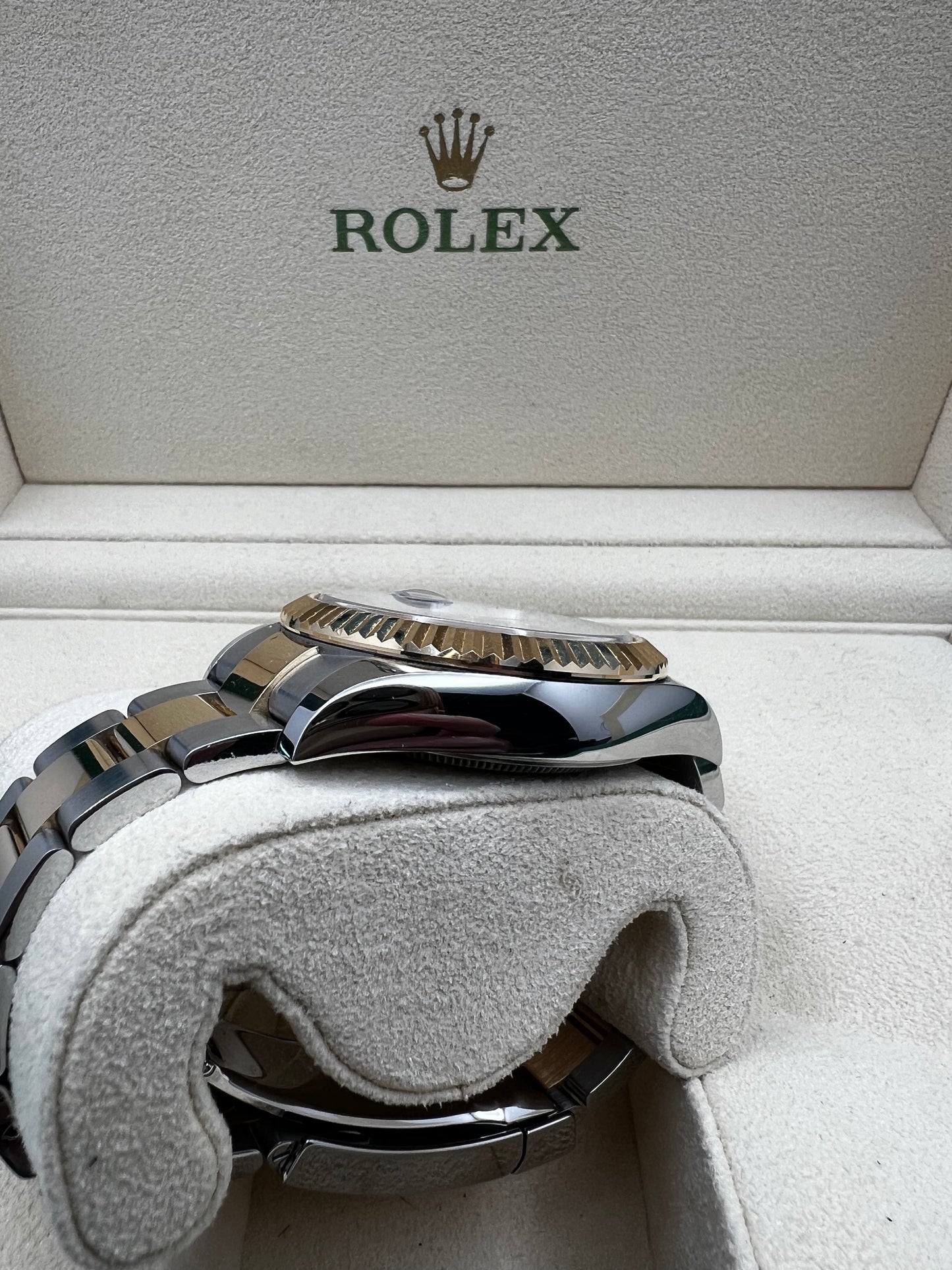 2023 Rolex Sky-Dweller 42mm Box+Papers (326933)