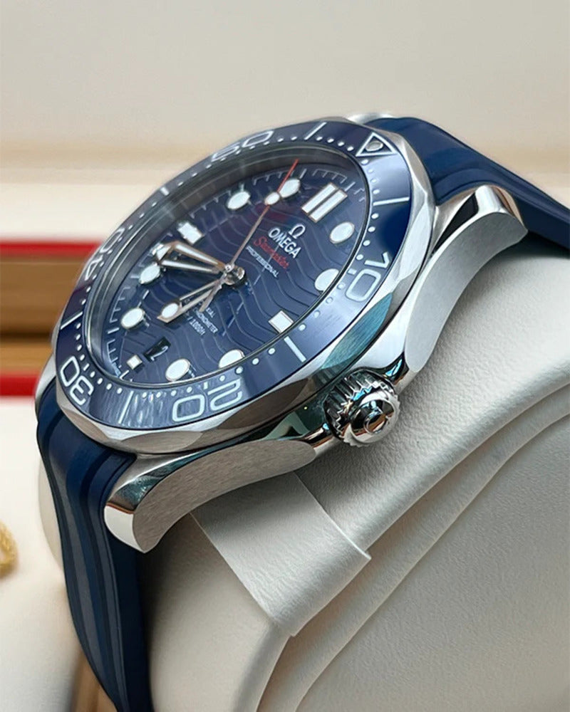 2023 Omega Seamaster Diver 300M 42MM Box+Papers (210.32.42.20.03.001)