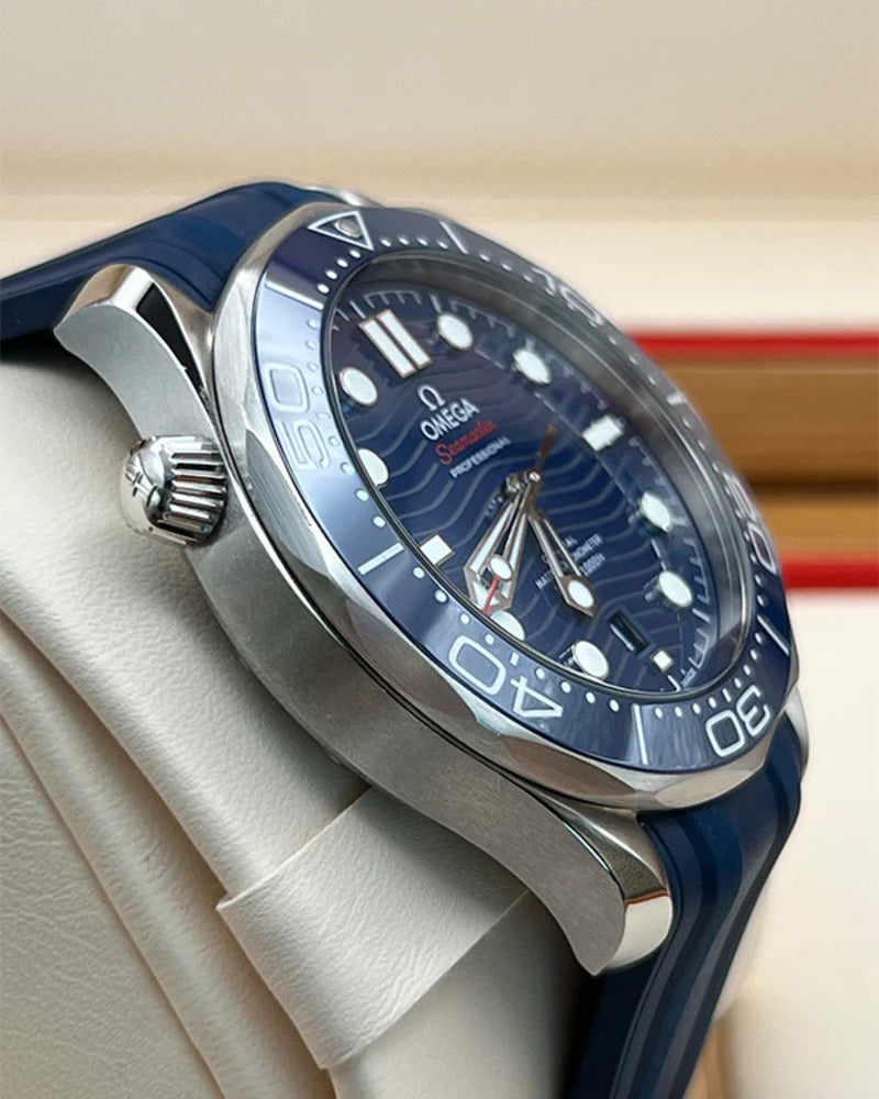 2023 Omega Seamaster Diver 300M 42MM Box+Papers (210.32.42.20.03.001)